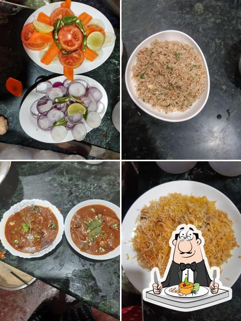 Meals at এbong