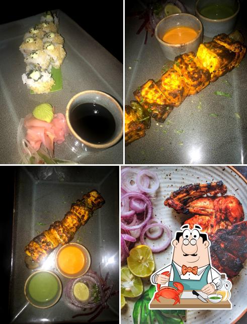 Order seafood at Key Nightclub