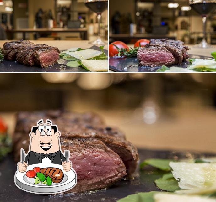 C'è un'ampia selezione di pasti per gli amanti della carne