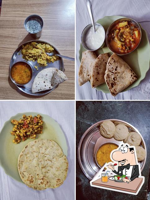 Meals at Jmd tiffin center