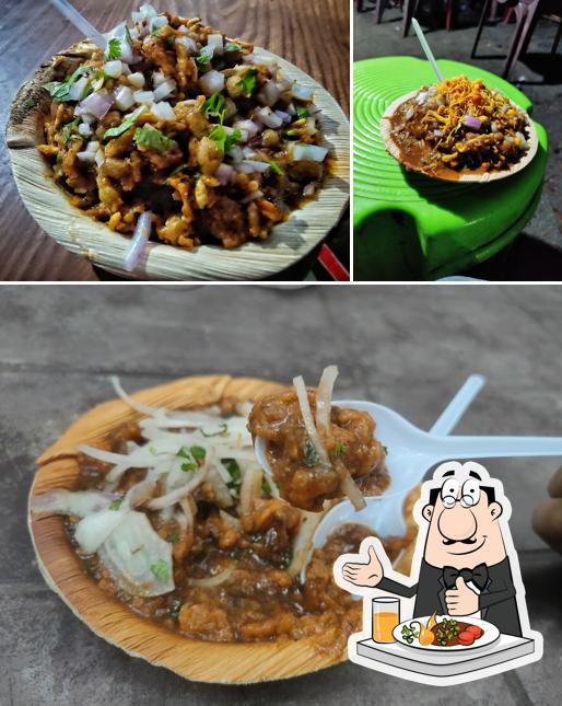 Food at Lovely Mushrooom Stall