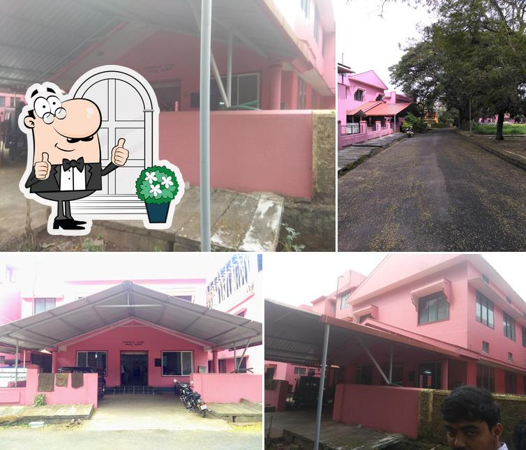 The exterior of Poornaprajna Canteen