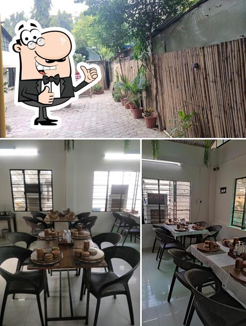 See the pic of Rajhans Dal Bafle - Old Palasia