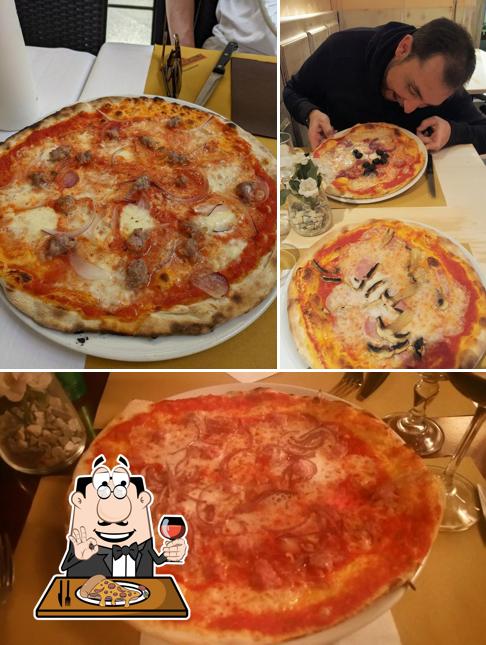 Ordina una pizza a Ristorante I Tre Merli