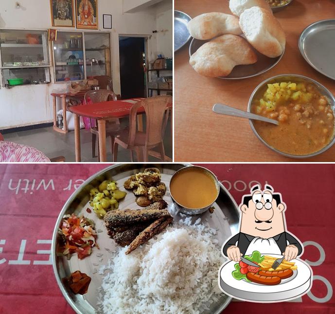 The photo of Shrivardhan Cafe and Restaurant’s food and interior
