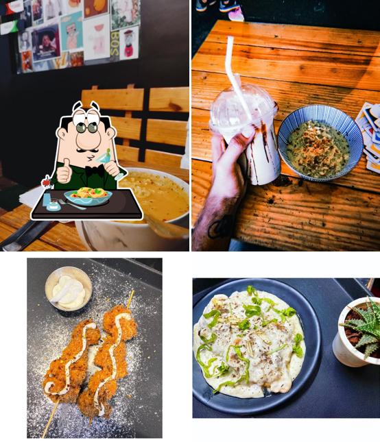 Macaroni and cheese at The Vibe Cafe