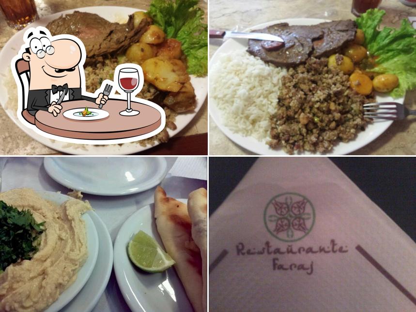 Comida em Restaurante Faraj