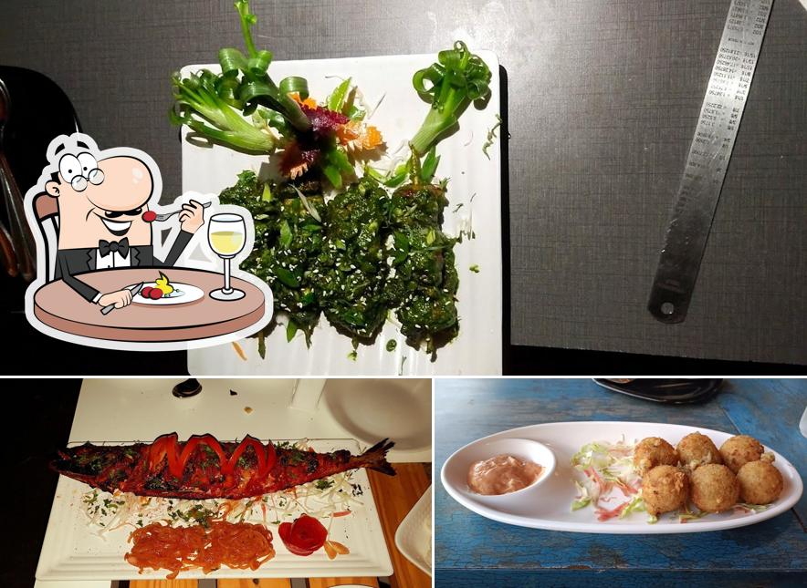 Meals at TITLI - Hillside Deck