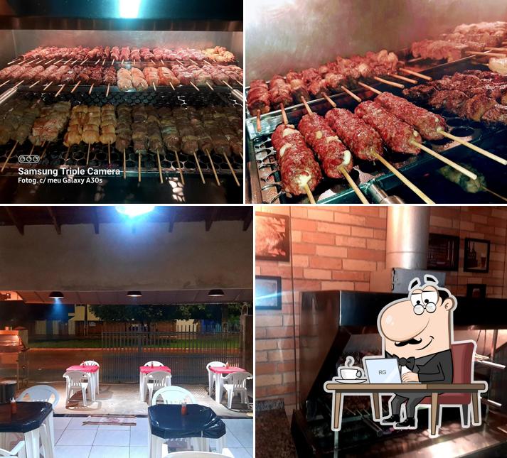 A Espetinhos na Brasa se destaca pelo interior e comida