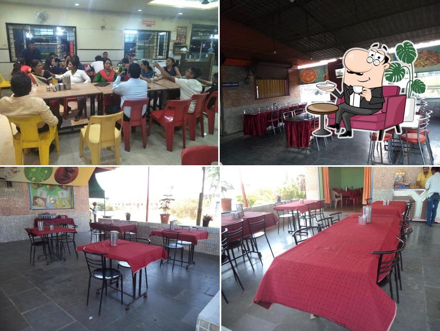 The interior of Shravani Food Mall