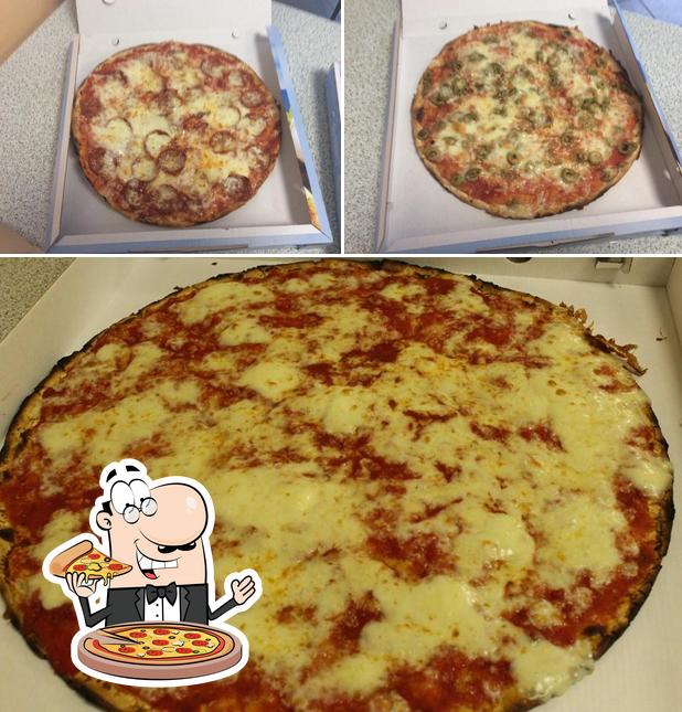Ordina una pizza a Pizzeria Coppino A Taglio-Asporto E Domicilio