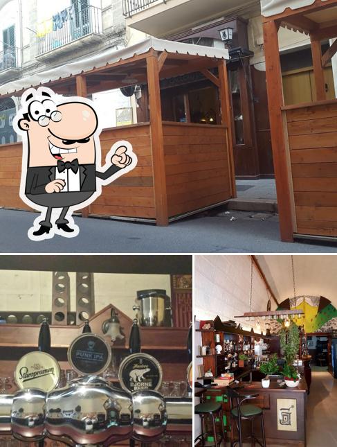 La immagine della esterno e interni di Gallery Pub