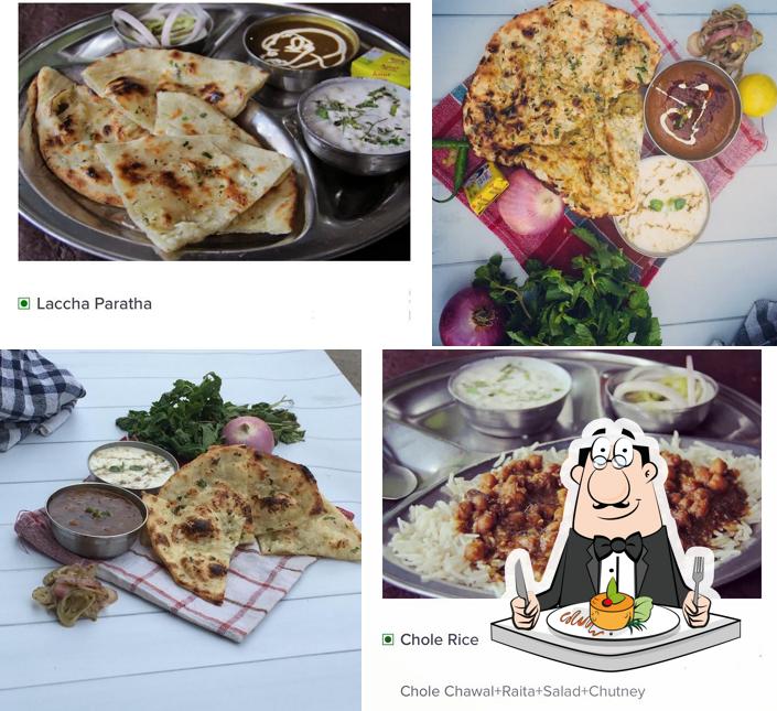 Food at Amritsari Shop (NAAN WALE)