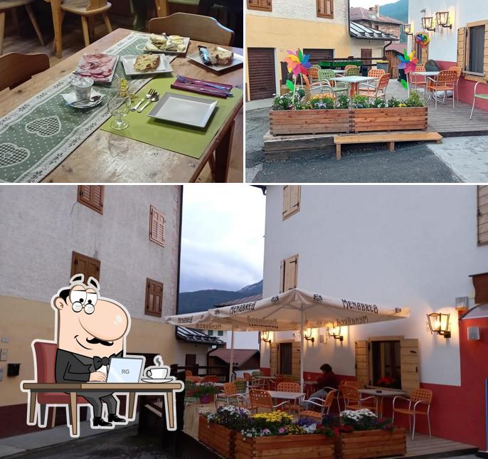 Questa è la foto che mostra la interni e cibo di Bar centrale di saullo anna