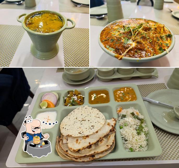 The photo of Dalmia's Saffron Vatika Restaurant’s food and beverage