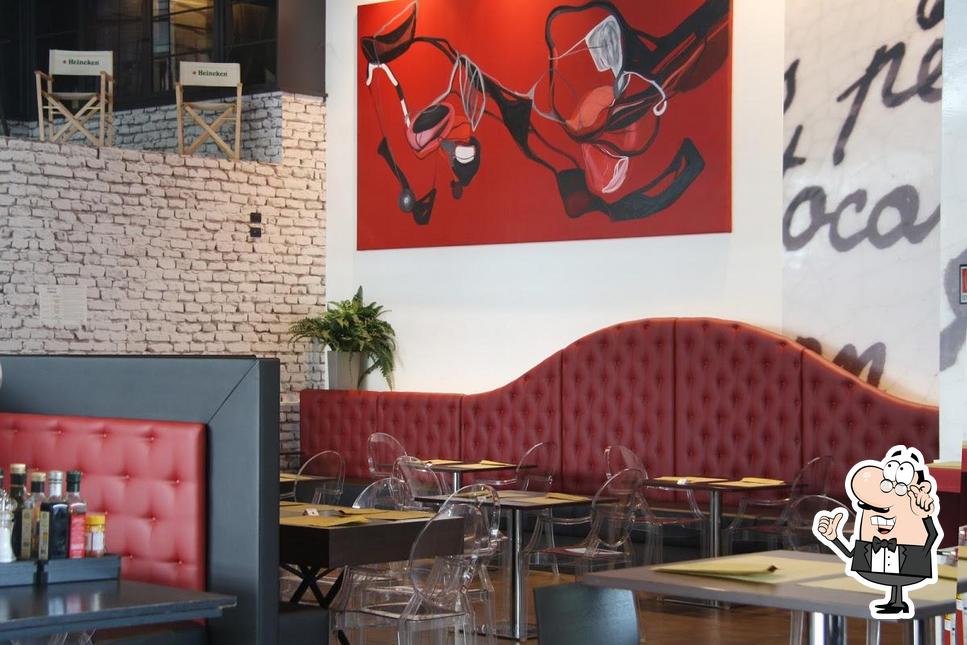 Gli interni di Risto Bar Jaco