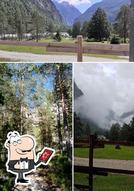 Gli esterni di Malga Pian Pagnon