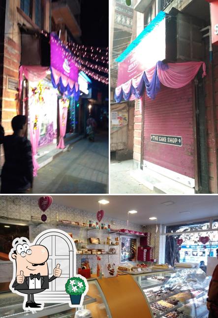 The exterior of Mio Amore The Cake Shop