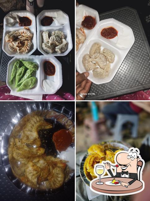 Food at Momobile By Momoman