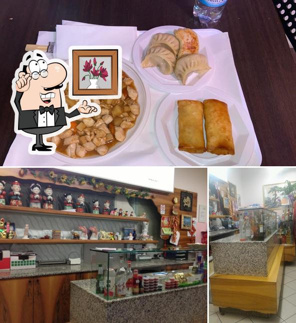 Questa è la foto che raffigura la interni e cibo di Rosticceria Cinese Beijing