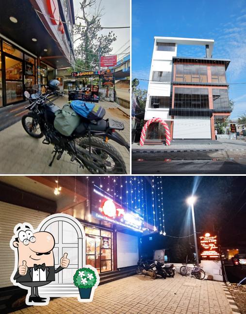 The exterior of 7th heaven kazhakuttam