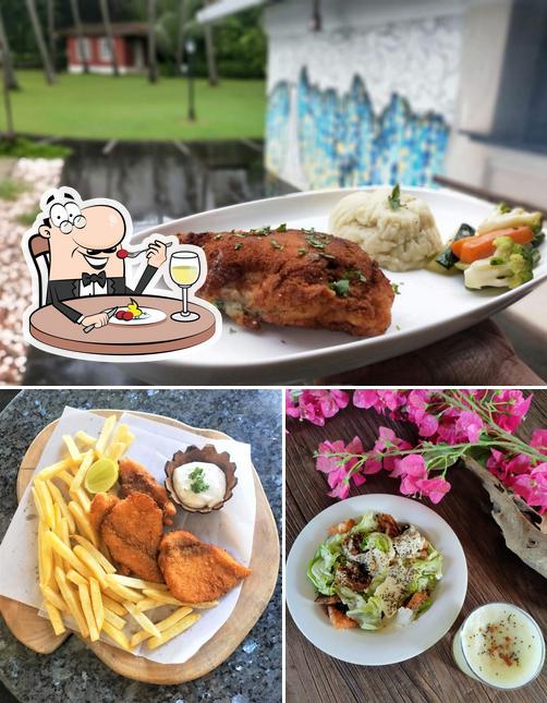 Meals at Beachcomber