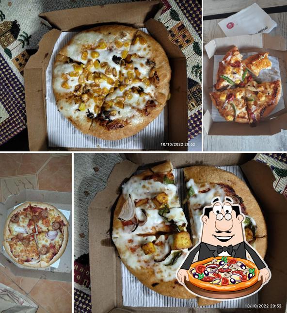 At Pizza Hut Guru Nanak Colony, Vijaywada, you can get pizza