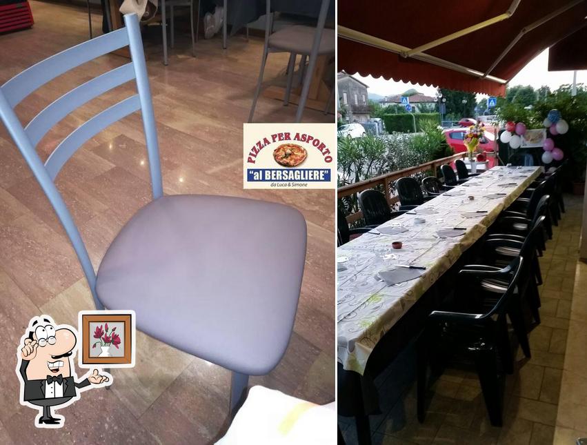 Siediti a un tavolo di Pizzeria Al Bersagliere Da Luca E Simone
