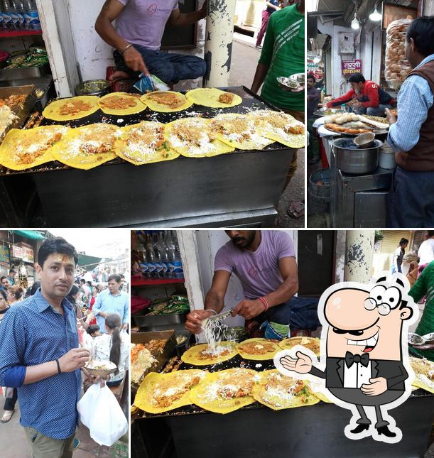 Mukesh Sharma Chat Lassi Wale