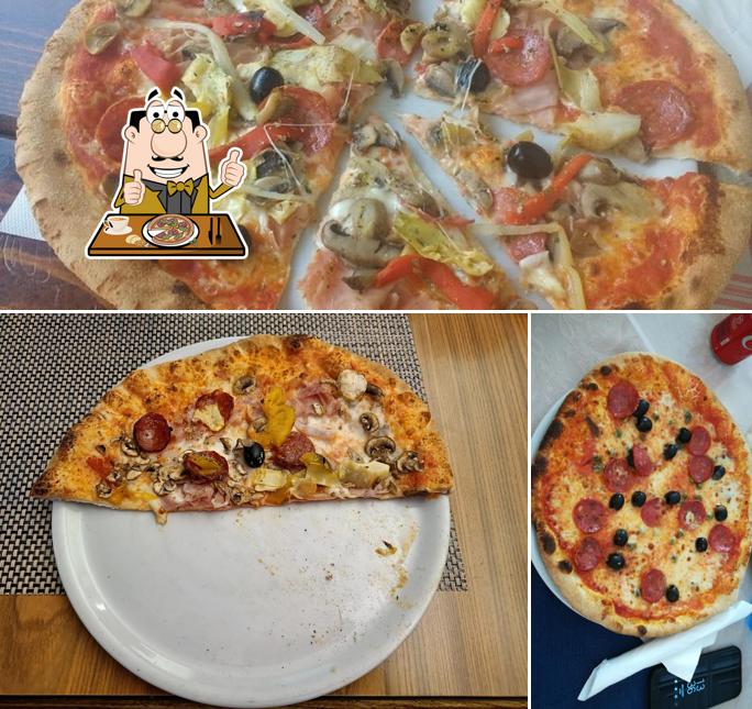 Prova una pizza a Pizzeria Bar Osteria con Cucina da Virgi/Al Cacciatore