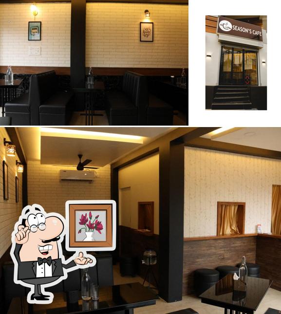 The interior of SEASONS CAFE