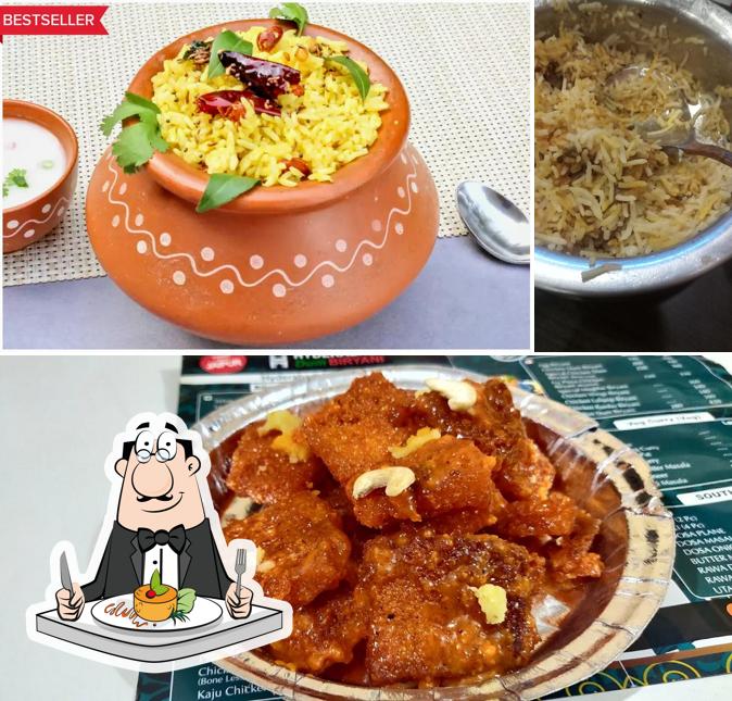 Food at Hyderabadi Dum Biryani / Andhra Bhawan