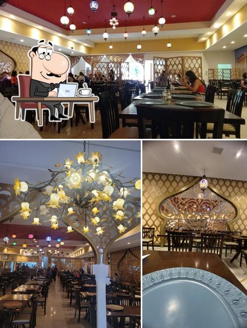 O interior do Manara Restaurante Libanês - Sul