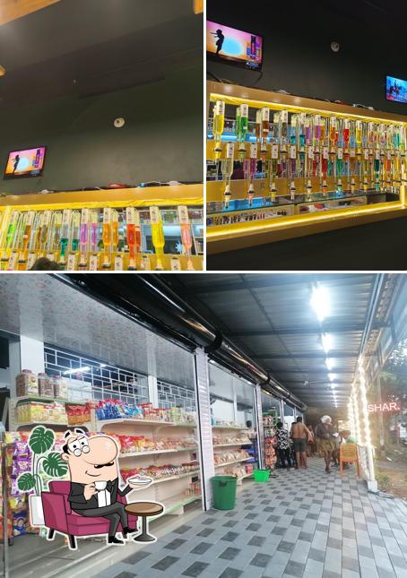 Check out how Parambil Bakers looks inside