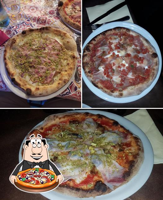 Ordina una pizza a Al Borgo Antico Trattoria Pizzeria
