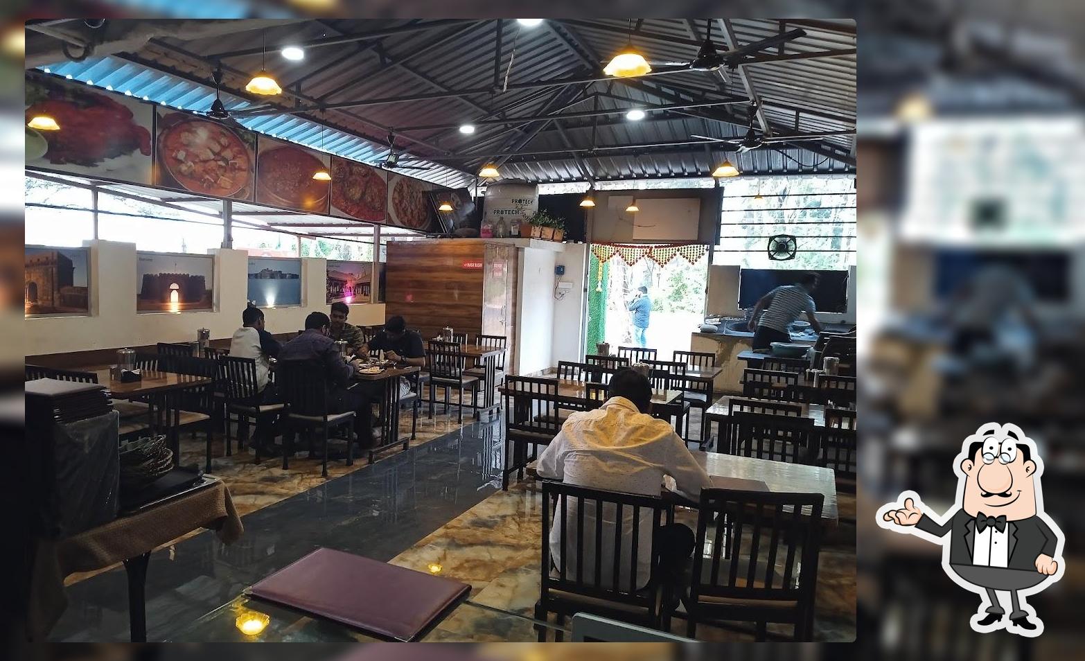 Hotel Martand Family Restaurant