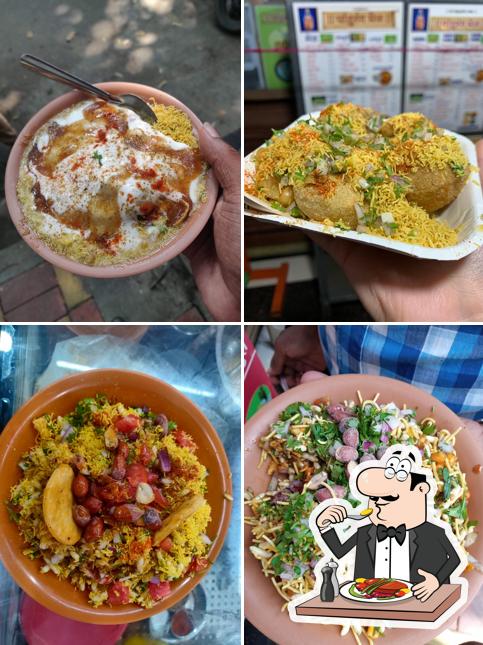 Meals at Pandurang Bhel