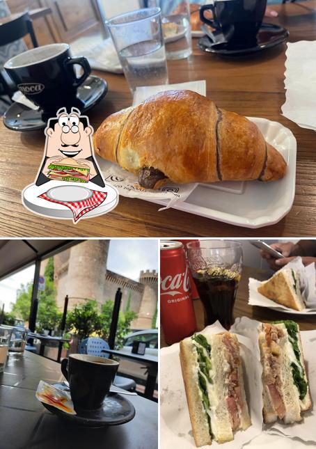Club sandwich al Snack Bar Er Piu' di Alfani Generoso