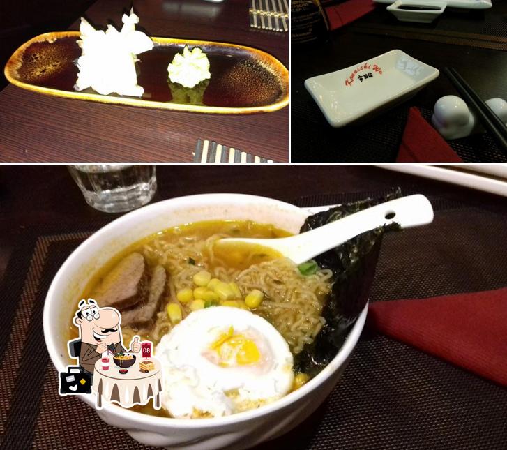 Ramen al Konnichiwa Sushi & Wine Club