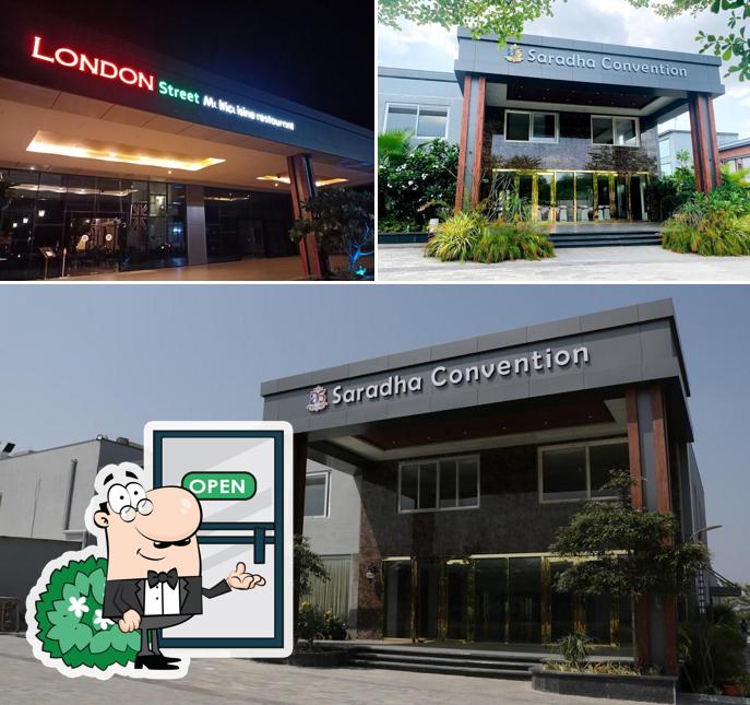 Check out the exterior of LONDON Street & Food Express