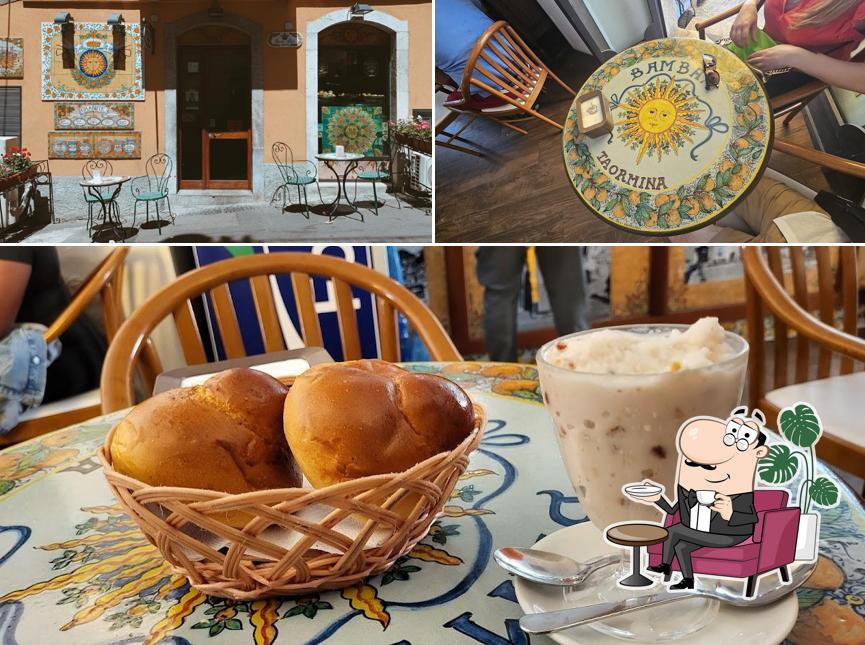 La interni e cibo del ristorante