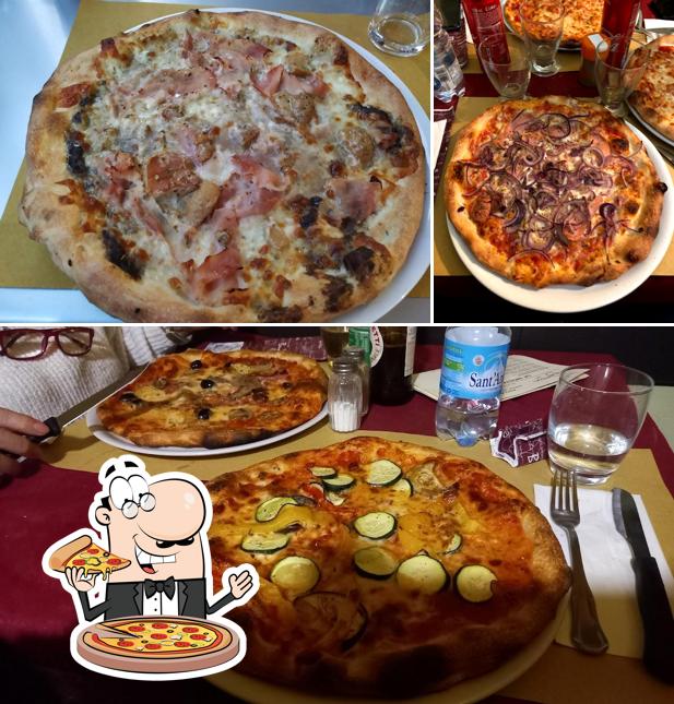 Scegli una pizza a La Bottega