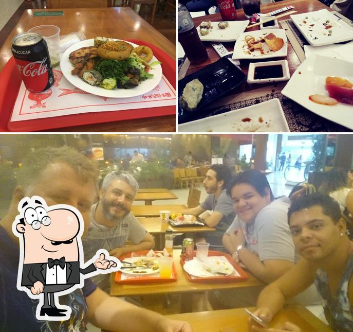 A foto da interior e bebida no Oriento