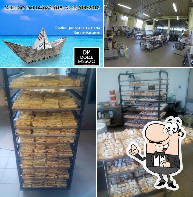La immagine di esterno e cibo da DV Dolce Vassoio