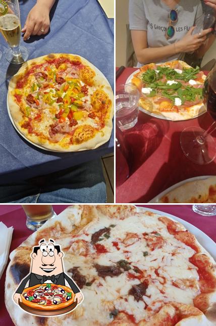 Ordina una pizza a Il Picchio Rosso