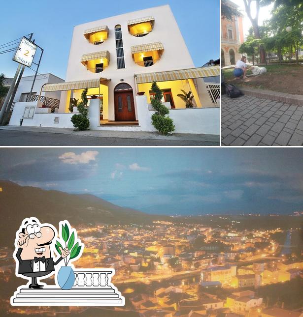 Gli esterni di Albergo 2 Mari