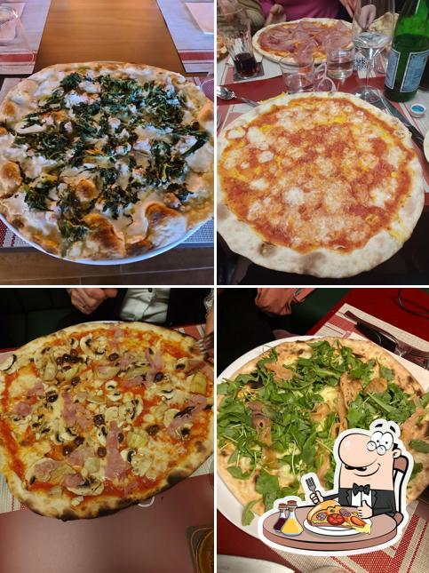 Prova una pizza a JOIA Pizzeria American Bar