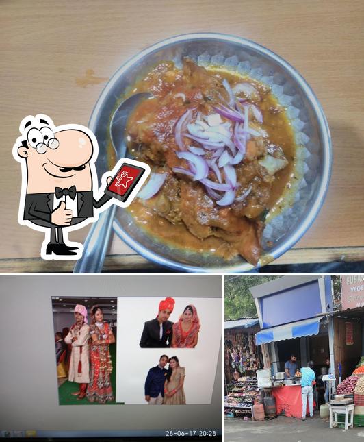 Here's a pic of Samosa Cafe