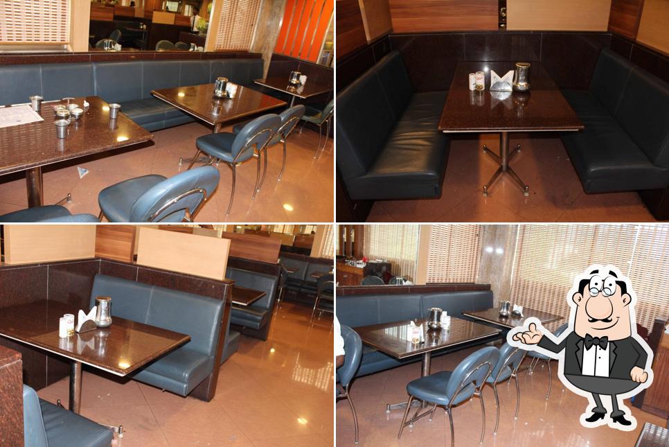 The interior of Saravana Bhavan