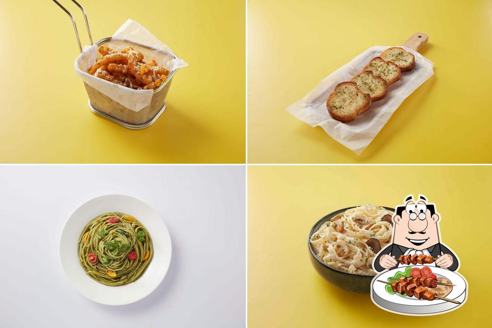 Food at spaghetto